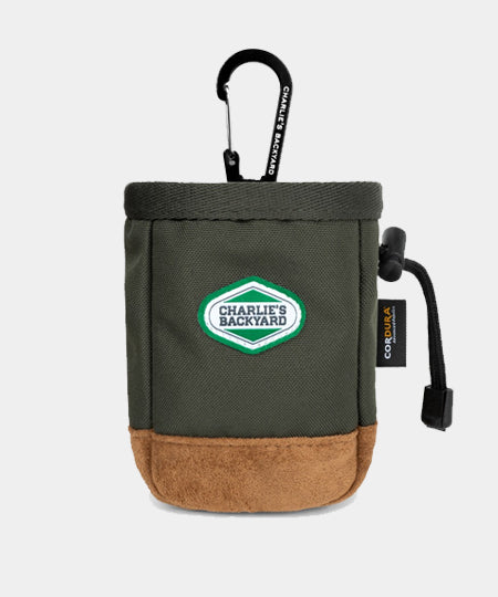 Charlie_s-Backyard-pochette-friandises-TOWN-CORDURA-pour-chien-vert