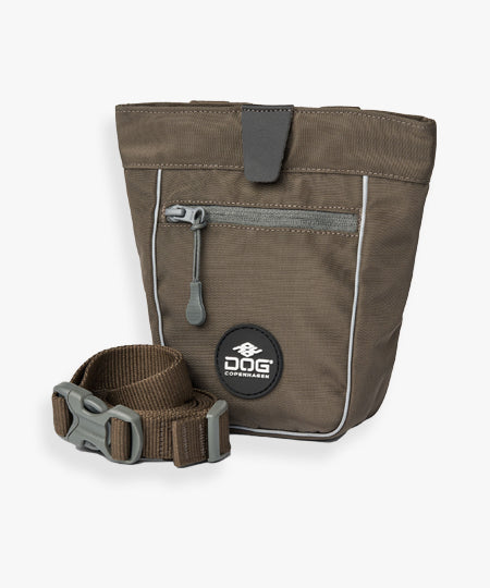 DOG-Copenhagen-sac-a-friandises-pour-chien-go-explorer-treat-bag-marron