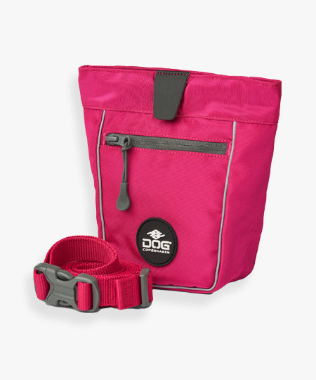 DOG-Copenhagen-sac-a-friandises-pour-chien-go-explorer-treat-bag-rose