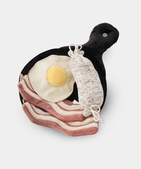 Lambwolf-Collective-jouet-design-minimalist-pour-chien-breakfast