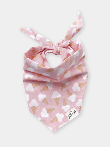 The-Paws-bandana-pour-chien-glace-rose