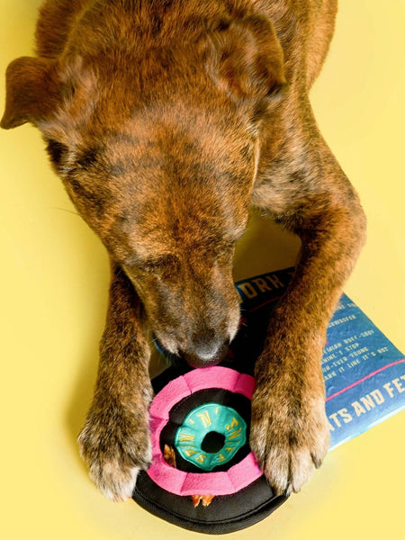 the-furry-folks-jouet-de-fouille-puzzle-interactif-pour-chien-Vinyl