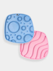 west-paw-Tapis-lechage-chien-ecologique-occupation-feast-mat