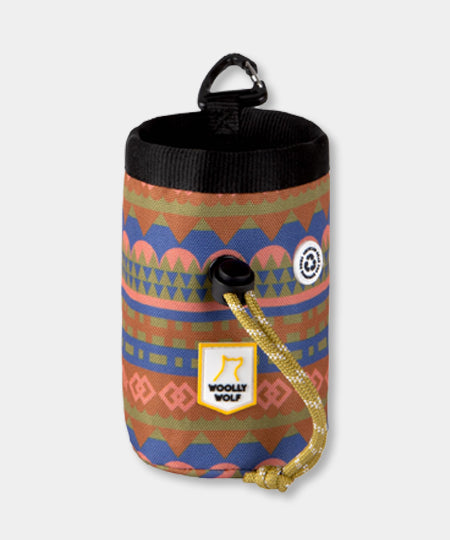 woolywolf-sac-friandises-design-pour-chien-Nightless-Night-2
