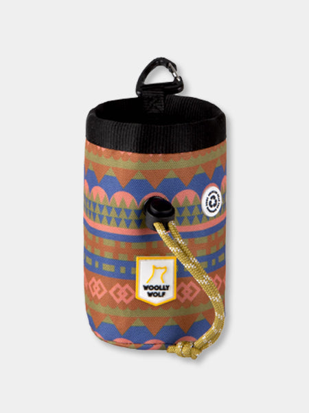woolywolf-sac-friandises-design-pour-chien-Nightless-Night-2