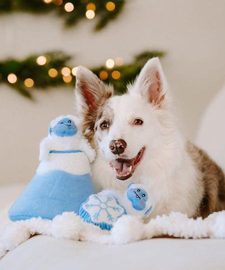 zippy-paws-peluche-pour-chien-Holiday-Burrow-Yeti-Mountain