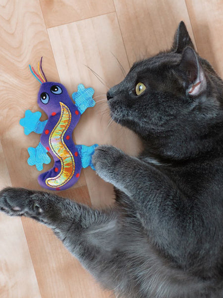 Kong-jouet-pour-chat-Better-Buzz-Gecko