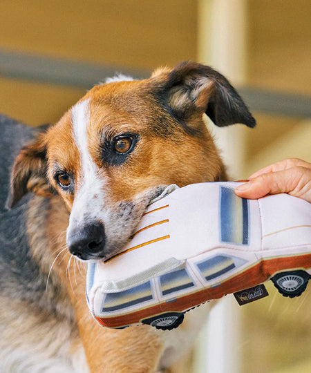 Pet-play-jouet-peluche-chien-80s-Classics-Toy-Scruffy-s-Station-Waggin