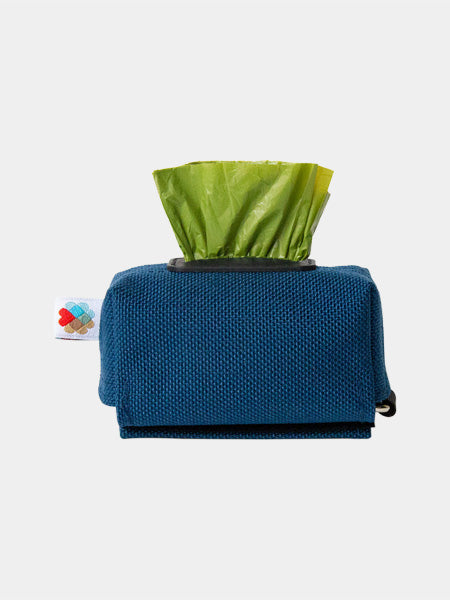 Wildebeest-distributeur-sac-a-crottes-pour-chien-bleu-marine