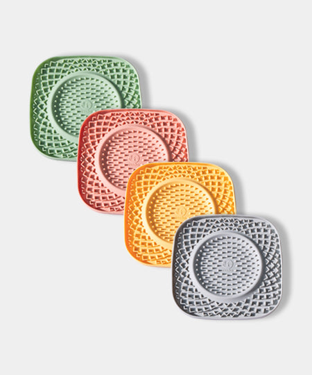 inooko-Tapis-lechage-YoomY-Plate-dusty-yellow