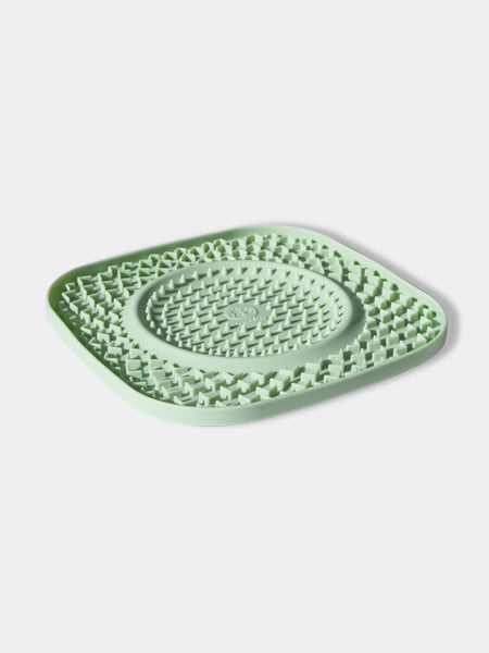 inooko-Tapis-lechage-YoomY-Plate-dusty-green
