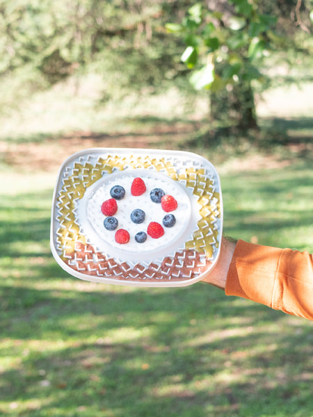 inooko-Tapis-lechage-YoomY-Plate-gris