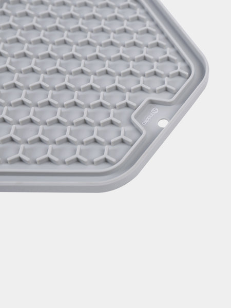 inooko-tapis-occupation-pour-chat