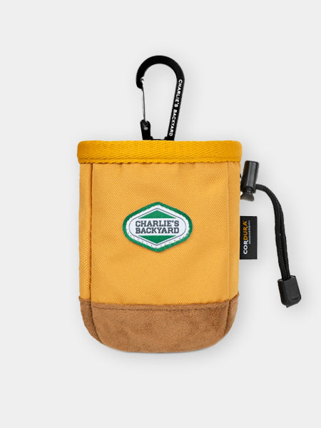 Charlie_s-Backyard-pochette-friandises-TOWN-CORDURA-pour-chien-jaune