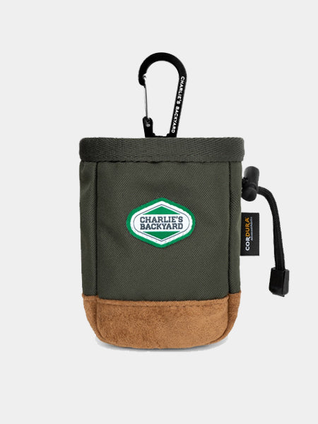 Charlie_s-Backyard-pochette-friandises-TOWN-CORDURA-pour-chien-vert