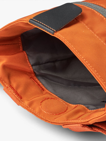 DOG-Copenhagen-sac-a-friandises-pour-chien-go-explorer-treat-bag-orange
