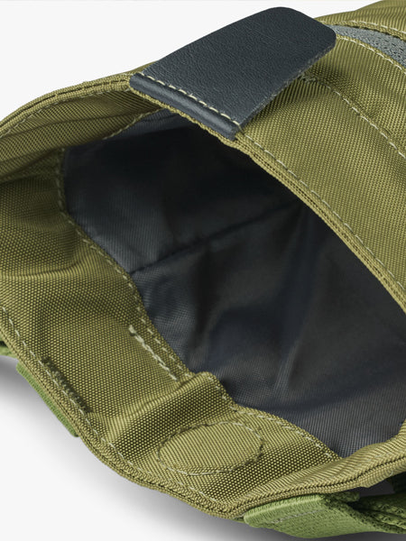 DOG-Copenhagen-sac-a-friandises-pour-chien-go-explorer-treat-bag-vert
