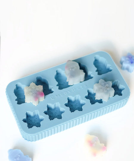 EmeryPets-moule-friandises-pour-chien-sapin-flocon-pingouin