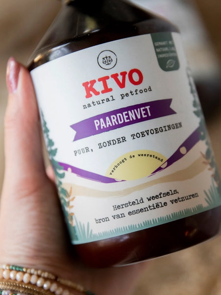 Kivo-natural-pet-food-huile-graisse-de-cheval-pour-chien