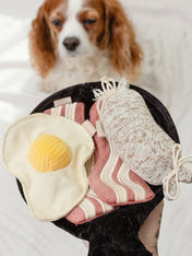 Lambwolf-Collective-jouet-design-minimalist-pour-chien-breakfast