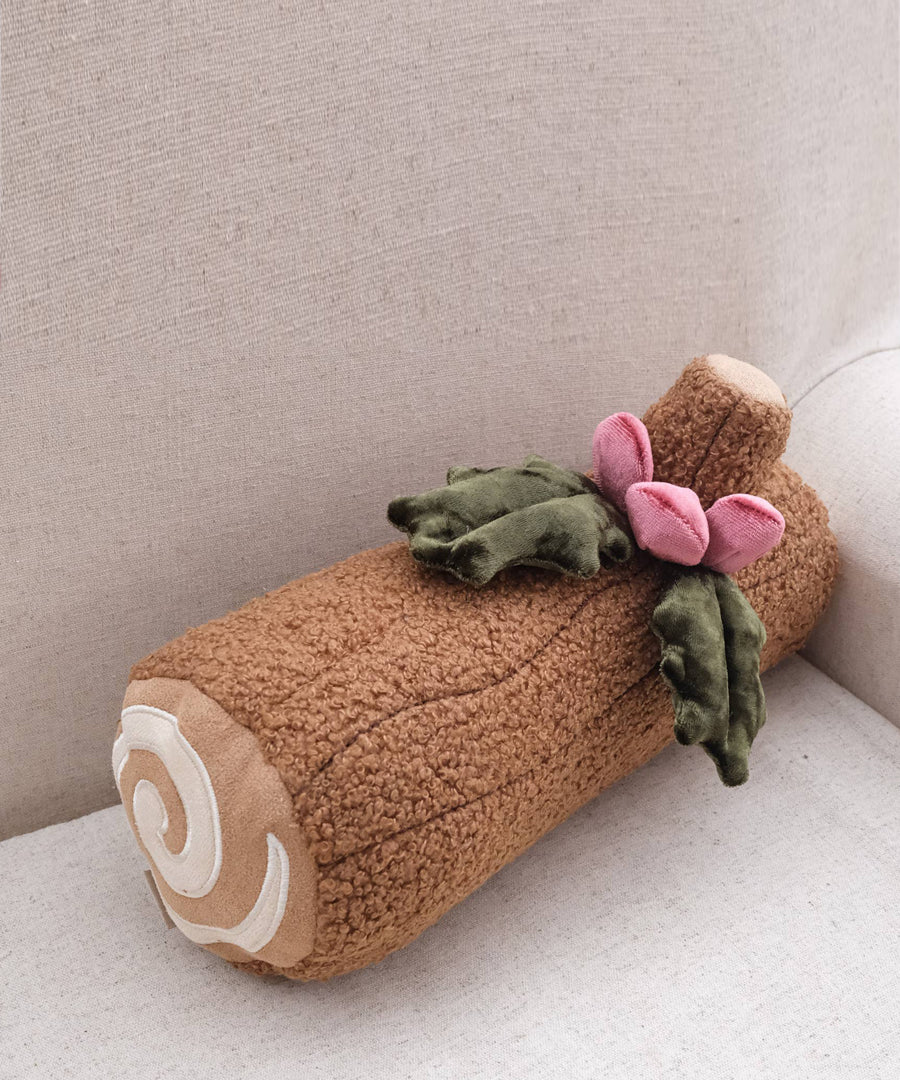 Lambwolf-Collective-peluche-chien-interactive-design-buche-de-noel
