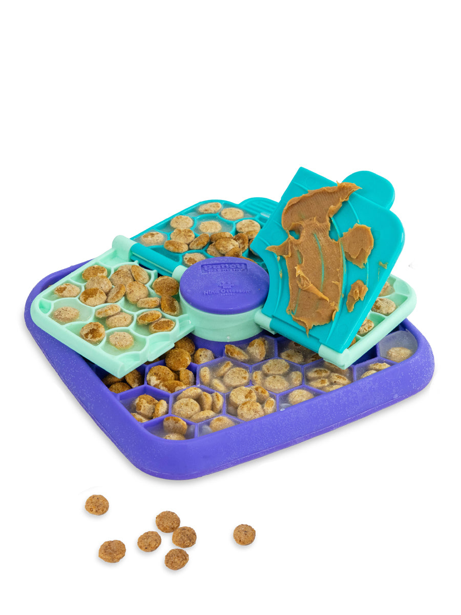 Outward-Hound-jouet-enrichissement-occupation-pour-chien-lick-n-flip