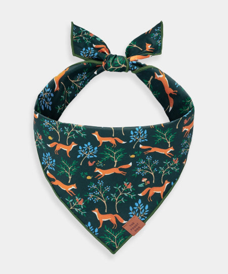 The-Foggy-Dog-bandana-chien-Woodland-Fox