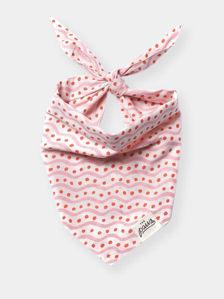 The-Paws-bandana-pour-chien-oeuf-de-paque-rose