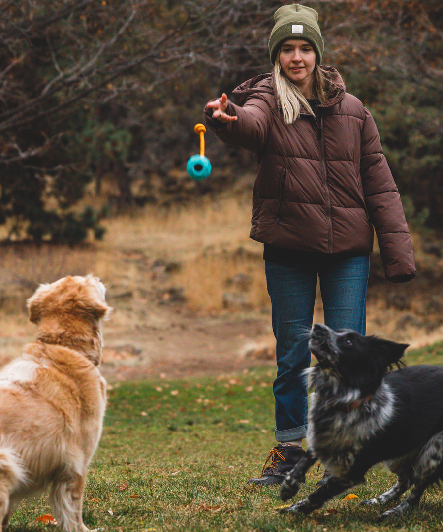 ruffwear-jouet-chien-resistant-Huck-a-Cone