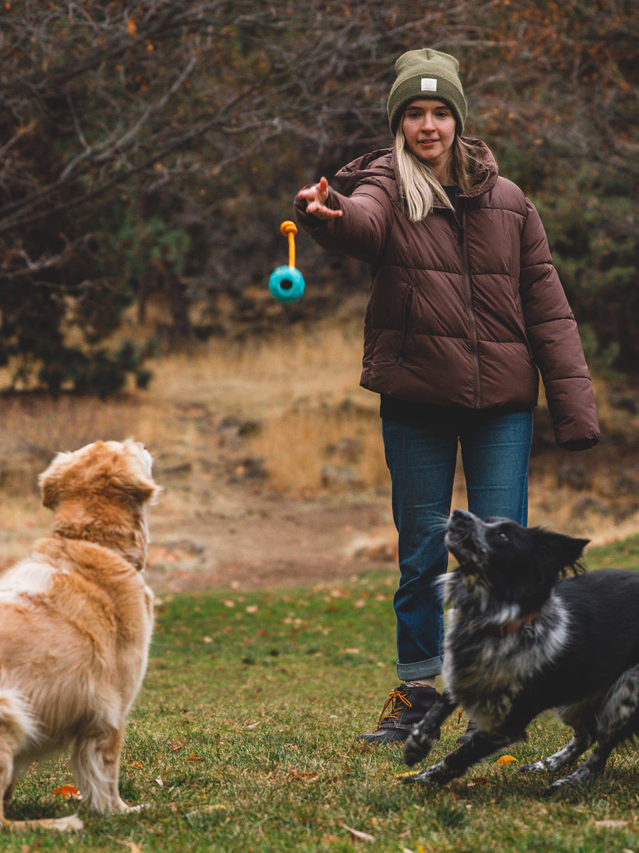 ruffwear-jouet-chien-resistant-Huck-a-Cone