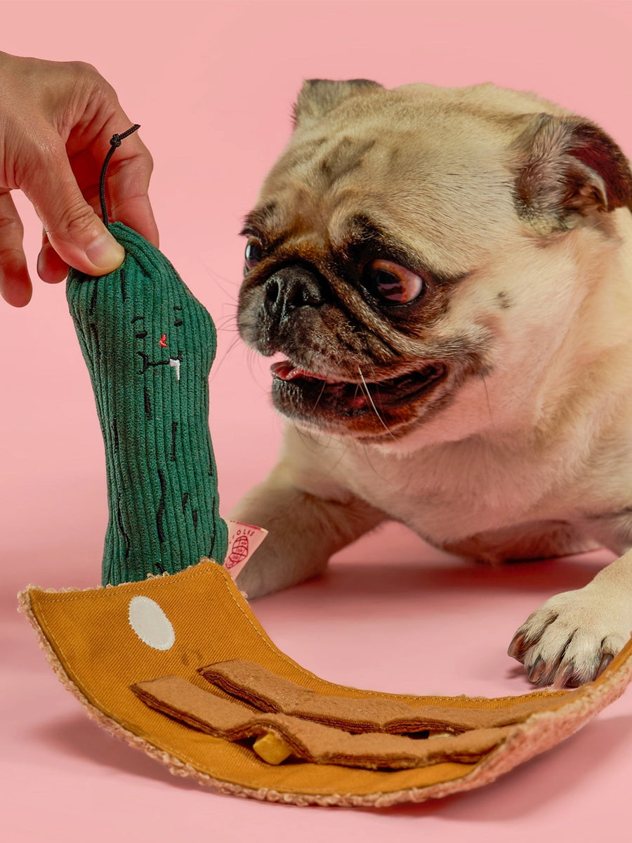 the-furry-folks-jouet-de-fouille-puzzle-interactif-pour-chien-cornichon