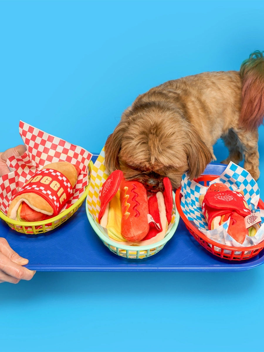 the-furry-folks-jouet-de-fouille-puzzle-interactif-pour-chien-hotdog