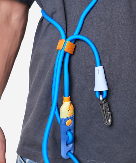zee-dog-laisse-pour-chien-main-libre-reglable-bleu-fluo-Sapphire