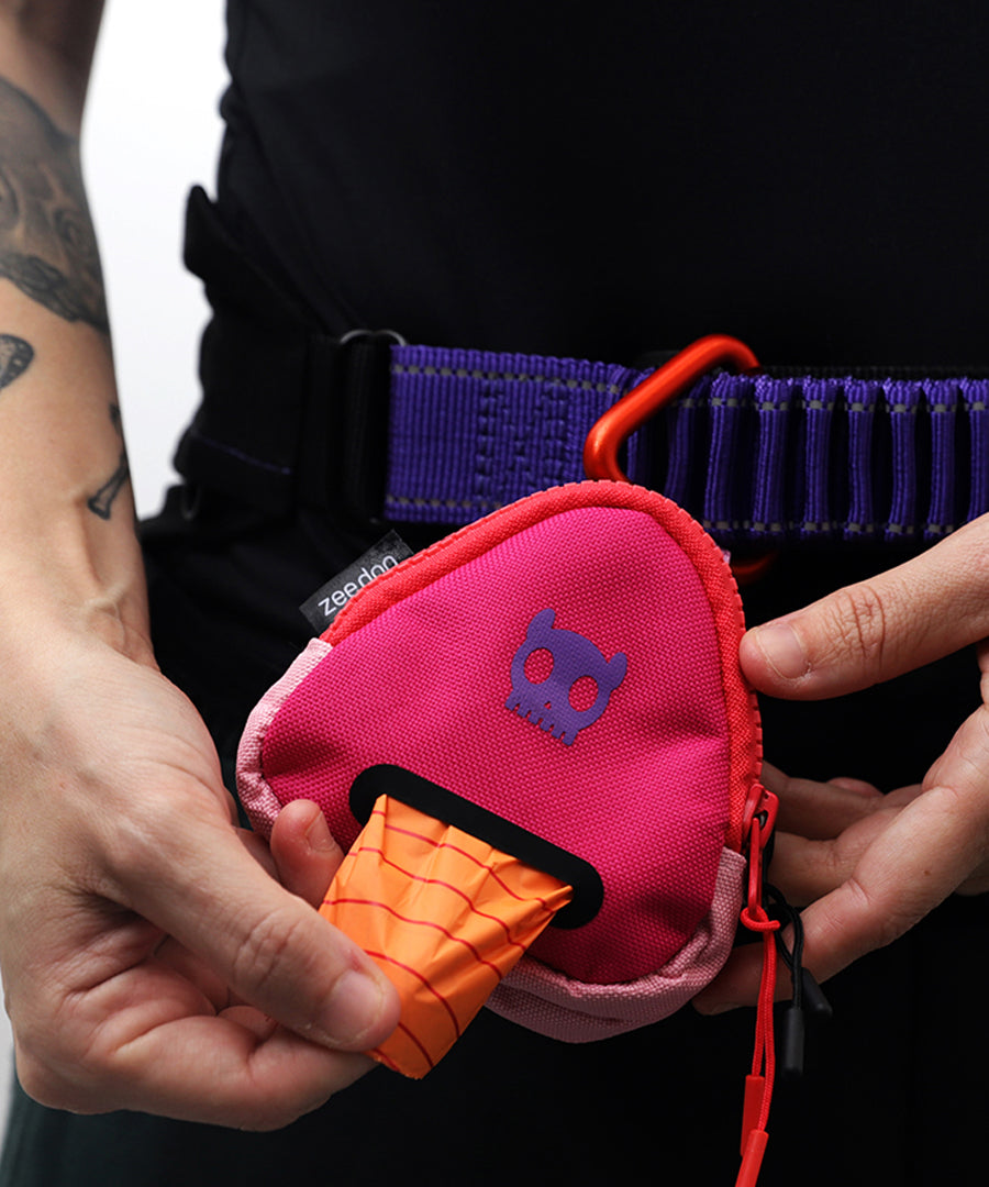 zee-dog-pochette-distributeur-sacs-a-crottes-pour-chien-Go-Clip-Mamba