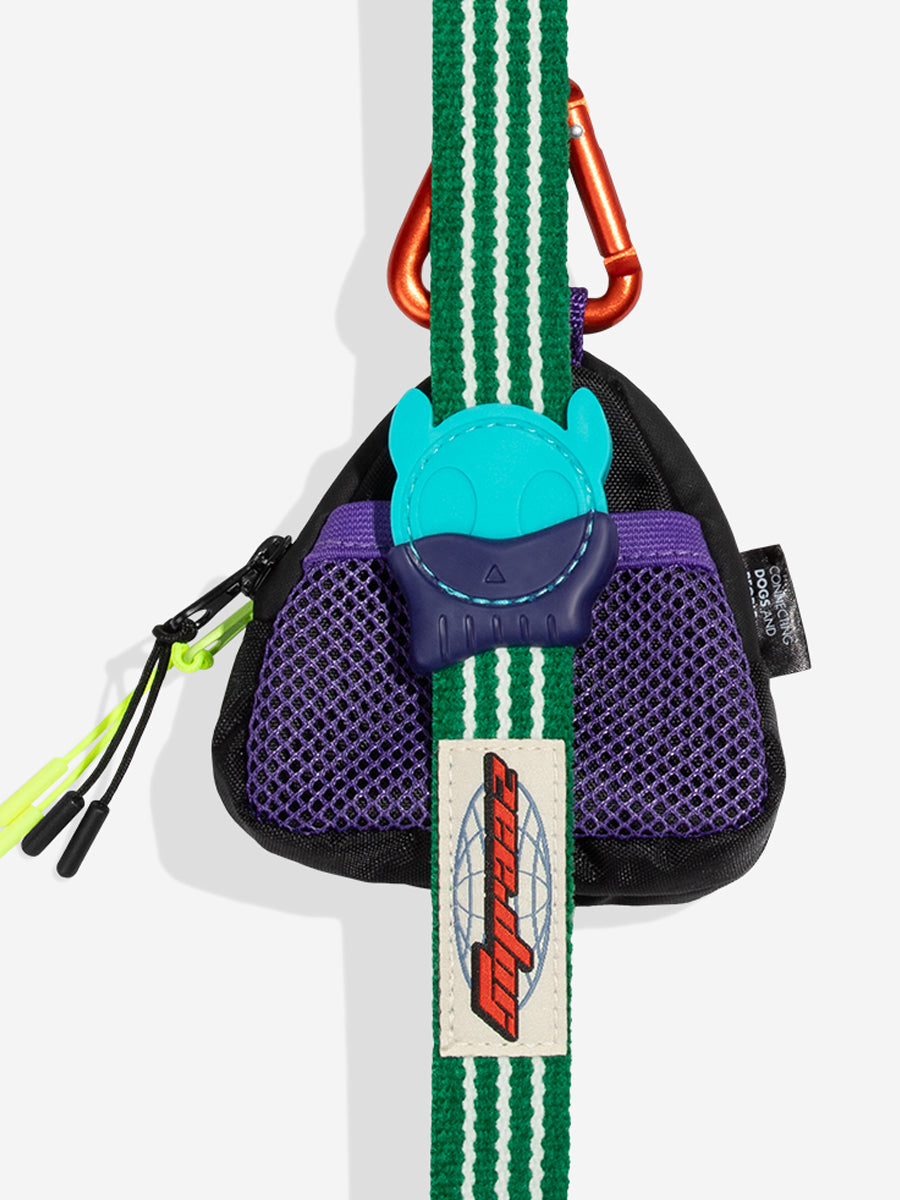 zee-dog-pochette-distributeur-sacs-a-crottes-pour-chien-Go.Clip-Atlas