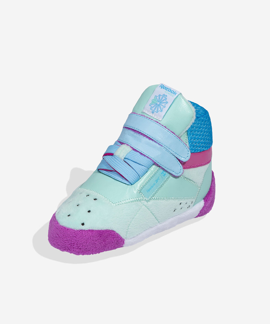 zee-dog-x-reebok-aerobic-jouet-basket-peluche-pour-chien