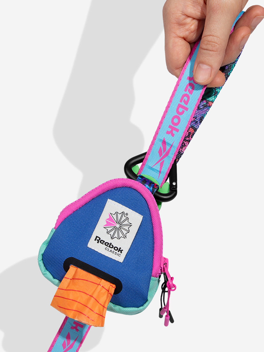 zee-dog-x-reebok-aerobic-pochette-distributeur-sacs-a-crottes-pour-chien