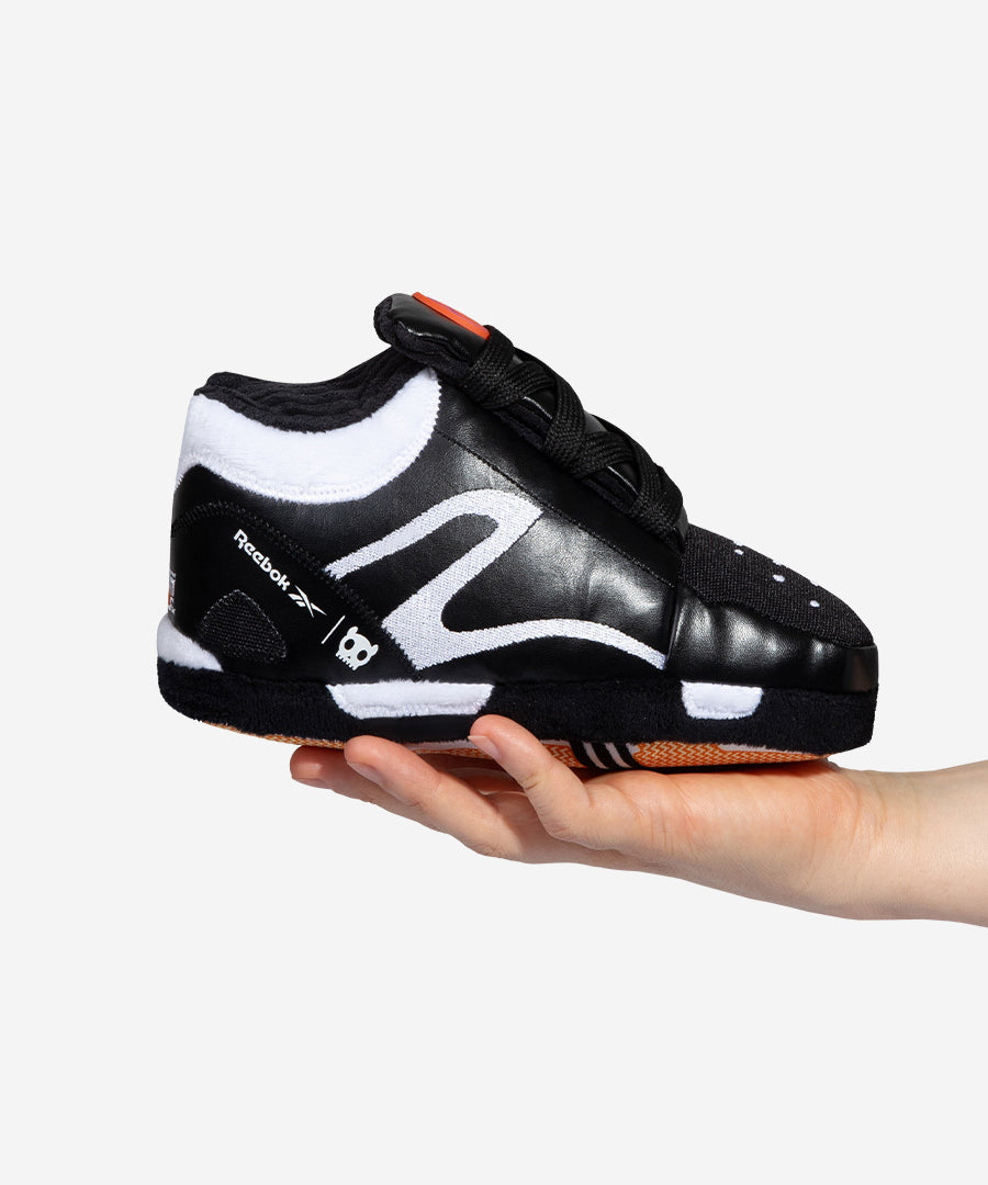 zee-dog-x-reebok-court-jouet-basket-peluche-pour-chien