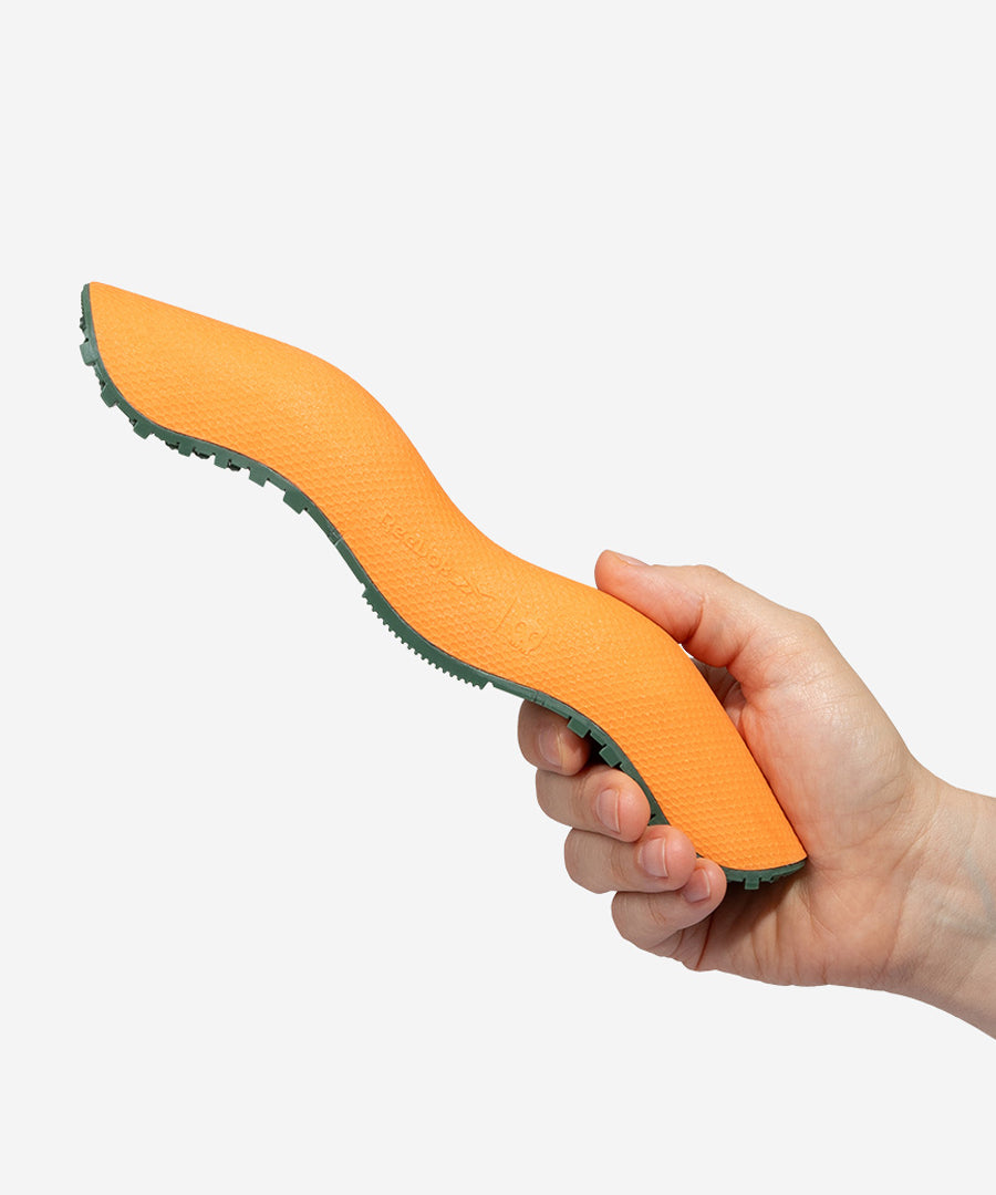 zee-dog-x-reebok-trekk-jouet-resistant-pour-chien