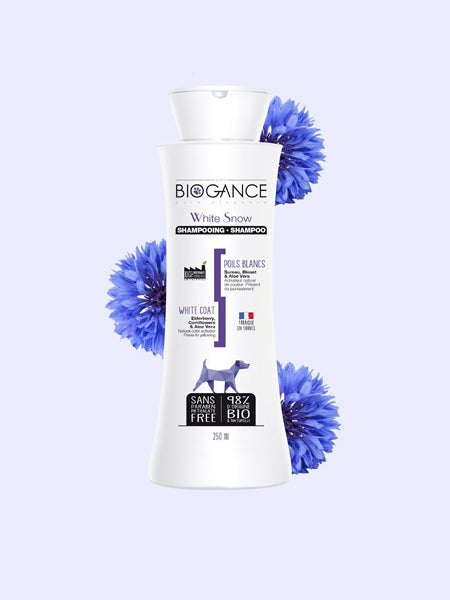        Biogance-soins-naturelles-chien-shampoing-poils-blanc