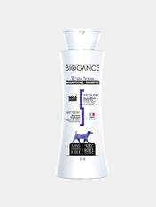        Biogance-soins-naturelles-chien-shampoing-poils-blanc