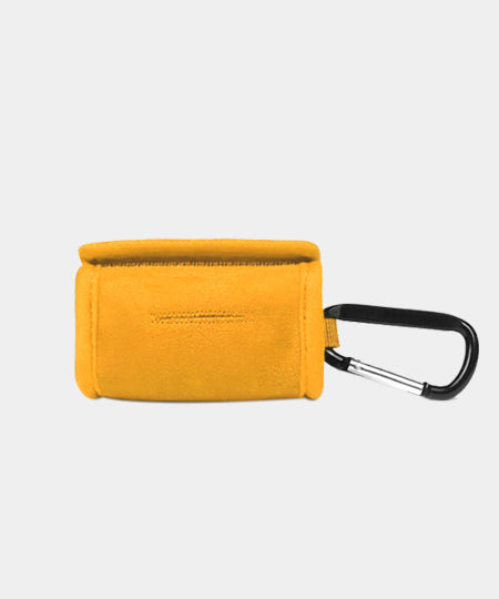 Charlie_s-Backyard-distributeur-sac-a-dejection-pour-chien-jaune