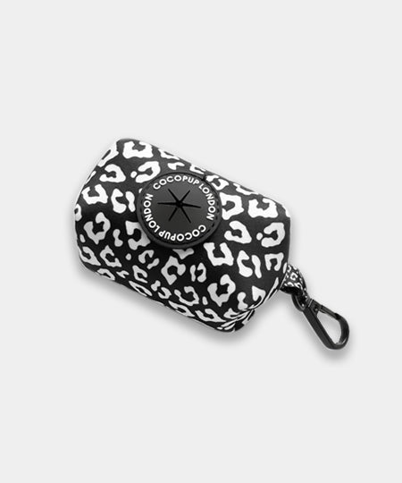        Cocopup-london-distributeur-sac-a-dejection-balade-chien-leopard-noir