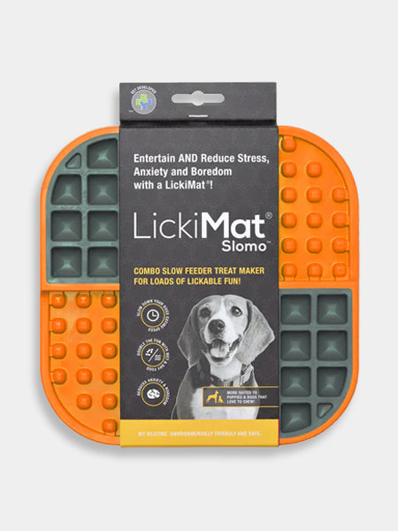    Lickimat-tapis-lechage-occupation-chien-slomo-orange