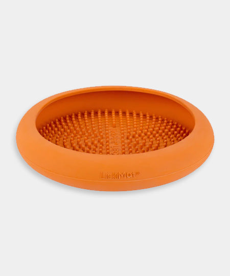        Lickimat-tapis-lechage-occupation-chien-ufo-orange
