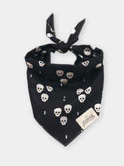 The-Paws-bandana-pour-chien-tete-de-mort