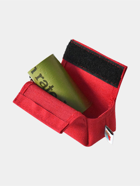 Wildebeest-distributeur-sac-a-crottes-pour-chien-rouge
