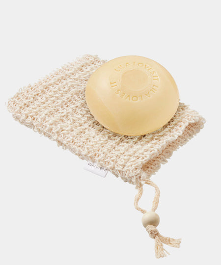 lila-loves-it-gant-sisal-lavant-pour-chien