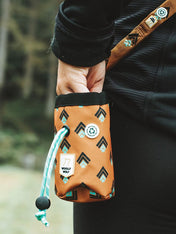        woolywolf-sac-friandises-design-pour-chien-sea-to-summit